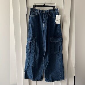 COS Wide Leg Cargo Jeans